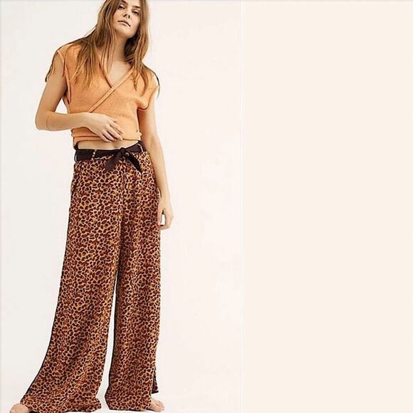 Free People Bennie Wide Legged Animal Print Flowing High Waisted Belted Pants - Picture 5 of 16